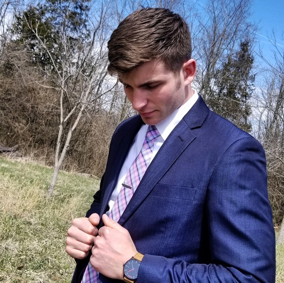 Meet your Posher, Jared - Picture 3 of 3